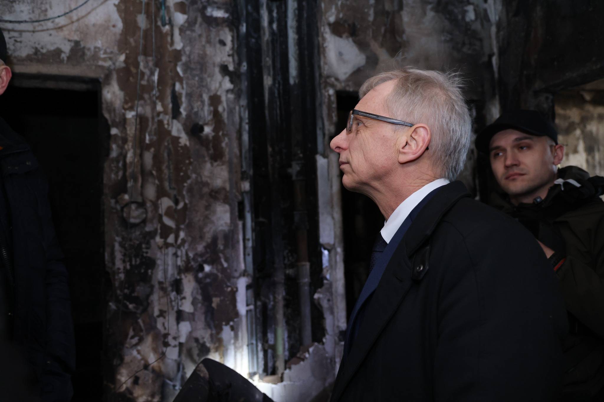 В Киев премиерът Николай Денков посети разрушенията в Киев`